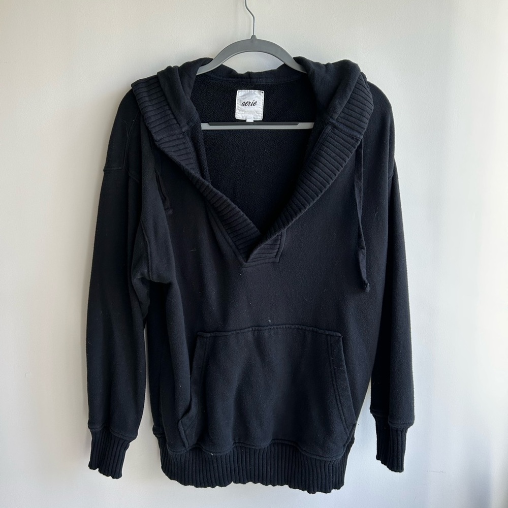 Aerie offline v neck oversized sweatshirt